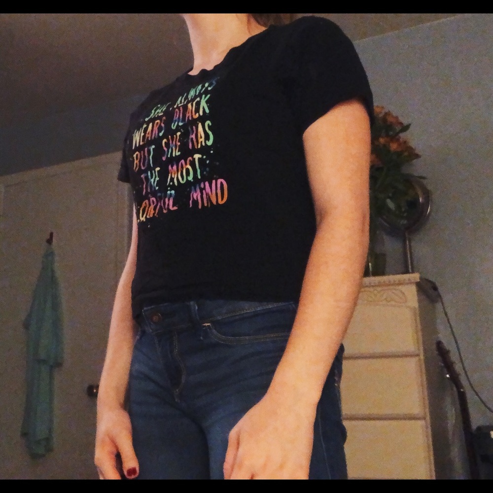 Black Hot Topic Cropped Tee